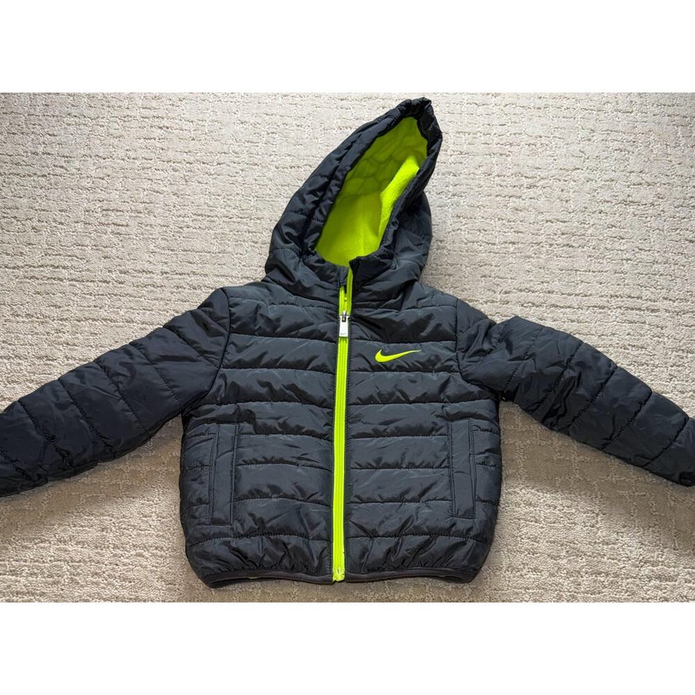 Nike‎ Jacket Kids Size 2T Gray Winter Puffer Hooded Fleece Lined Just Do It